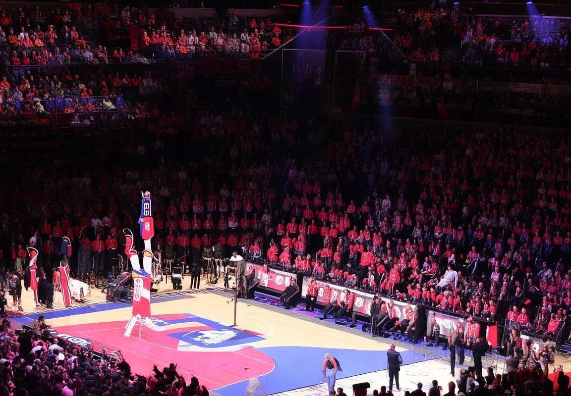 76人队&奇才队球衣退役仪式：篮球传奇传承盛典(图1)